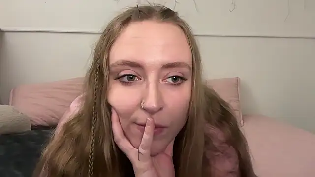 Snapshot of Pattyworld69 chatting on 10, 5, 2026 Pattyworld69 online show from 10, 5, 2026