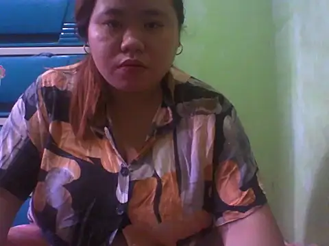 Snapshot of chubbybigtits_01 chatting on 18, 10, 2025 chubbybigtits 01 online show from 18, 10, 2025