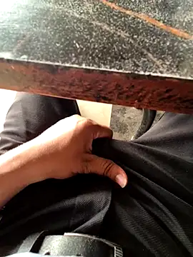 Snapshot of crawlerdrill chatting on 26, 11, 2025 crawlerdrill online show from 26, 11, 2025