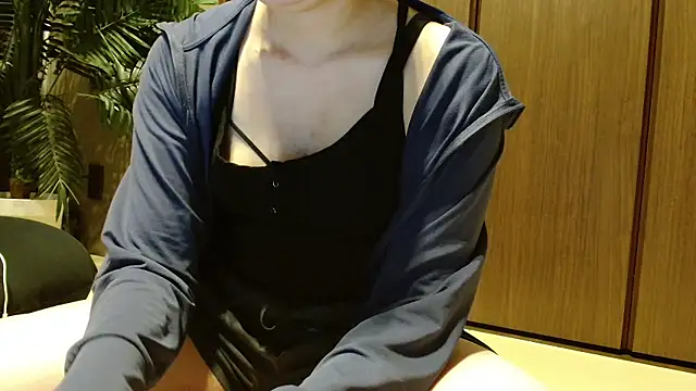 Snapshot of _Ema_ch chatting on 26, 4, 2026 Ema ch online show from 26, 4, 2026