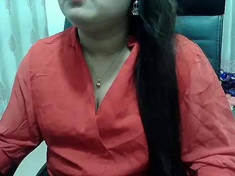 Snapshot of SexyRani2000 chatting on 9, 5, 2026 SexyRani2000 online show from 9, 5, 2026