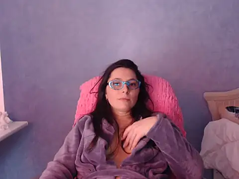 Snapshot of LuckyLisa23 chatting on 21, 2, 2026 LuckyLisa23 online show from 21, 2, 2026