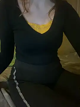 Snapshot of KittieCreme chatting on 17, 2, 2026 KittieCreme online show from 17, 2, 2026