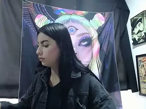 AlanaCollins- online show from 20, 10, 2025