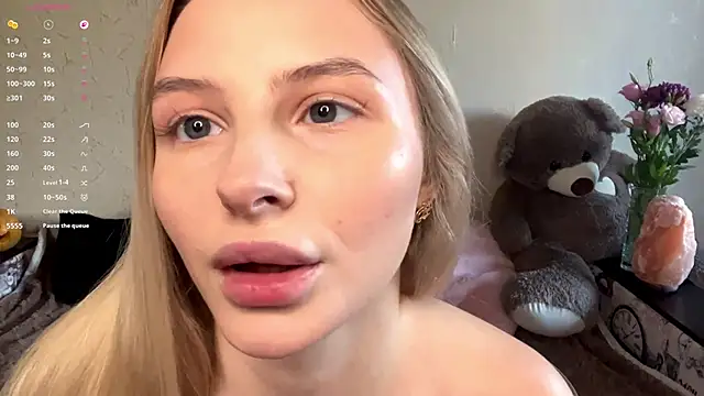 Snapshot of VictoriaMystery chatting on 1, 11, 2025 VictoriaMystery online show from 1, 11, 2025