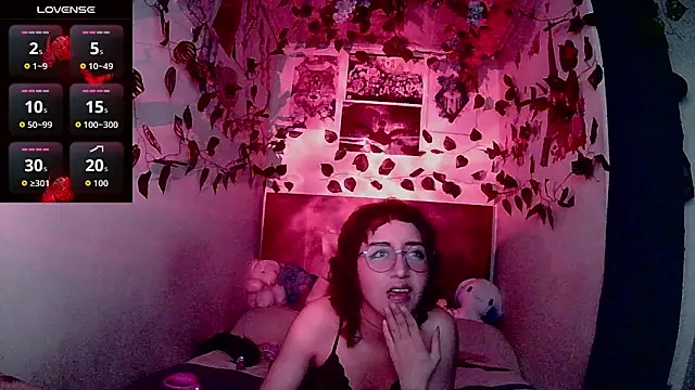 Snapshot of xayah_777 chatting on 21, 10, 2025 xayah 777 online show from 21, 10, 2025