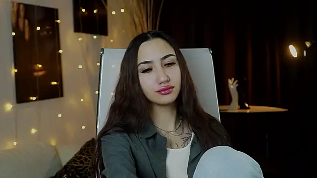 Snapshot of RebeckaThornton chatting on 19, 1, 2026 RebeckaThornton online show from 19, 1, 2026