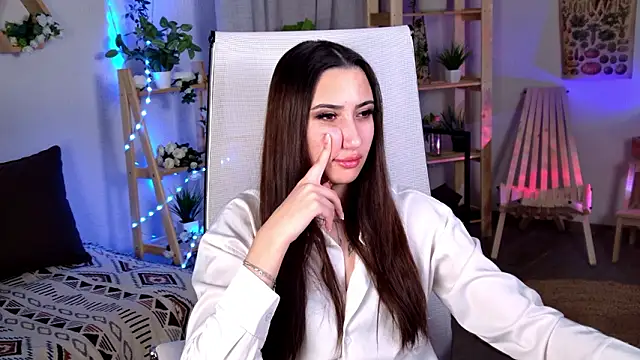 Snapshot of RebeckaThornton chatting on 6, 2, 2026 RebeckaThornton online show from 6, 2, 2026