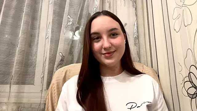 Snapshot of DaisyMolly chatting on 26, 10, 2025 DaisyMolly online show from 26, 10, 2025