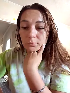 Snapshot of HollyDollsi chatting on 22, 10, 2025 HollyDollsi online show from 22, 10, 2025