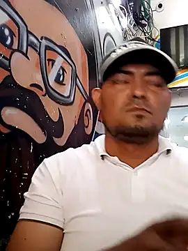 Snapshot of sexyandres_23 chatting on 14, 4, 2026 sexyandres 23 online show from 14, 4, 2026