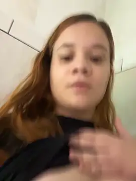 Snapshot of ruivinhadancer chatting on 3, 12, 2025 ruivinhadancer online show from 3, 12, 2025