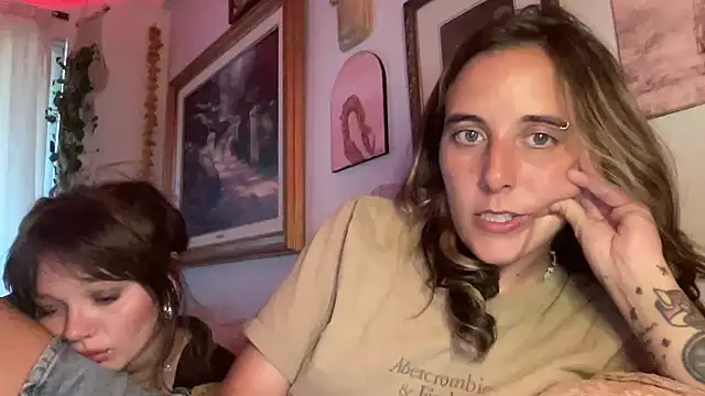 Snapshot of lill_daddysgirl chatting on 22, 5, 2026 lill daddysgirl online show from 22, 5, 2026