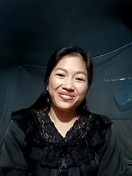 Snapshot of -Paige- chatting on 23, 10, 2025 -Paige- online show from 23, 10, 2025