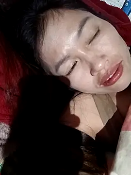 Snapshot of -Paige- chatting on 24, 10, 2025 -Paige- online show from 24, 10, 2025