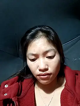 Snapshot of -Paige- chatting on 11, 11, 2025 -Paige- online show from 11, 11, 2025