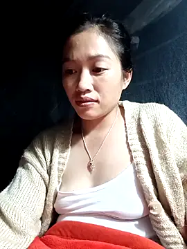 Snapshot of -Paige- chatting on 13, 11, 2025 -Paige- online show from 13, 11, 2025