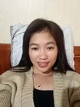 Snapshot of -Paige- chatting on 16, 12, 2025 -Paige- online show from 16, 12, 2025