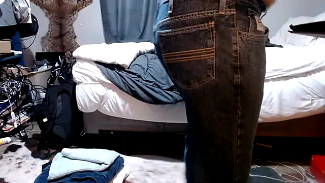 Snapshot of DinoDick4Uall chatting on 11, 4, 2026 DinoDick4Uall online show from 11, 4, 2026