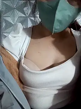 Snapshot of nat-tri chatting on 8, 2, 2026 nat-tri online show from 8, 2, 2026