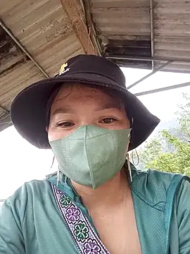 Snapshot of nat-tri chatting on 26, 3, 2026 nat-tri online show from 26, 3, 2026