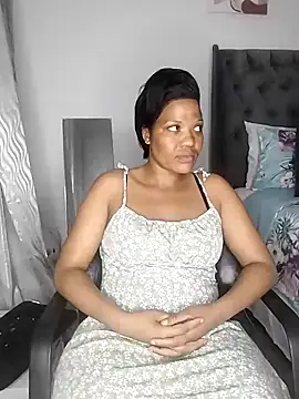 Snapshot of CaramelBoootie chatting on 17, 1, 2026 CaramelBoootie online show from 17, 1, 2026