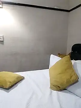 Snapshot of CaramelBoootie chatting on 14, 4, 2026 CaramelBoootie online show from 14, 4, 2026