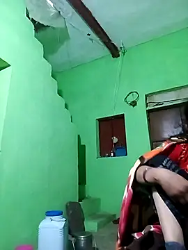 Karishma cute online show from 12, 11, 2025