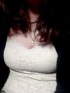 YiyinLy online show from 11, 2, 2026