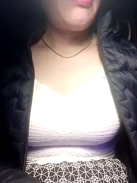 YiyinLy online show from 15, 3, 2026