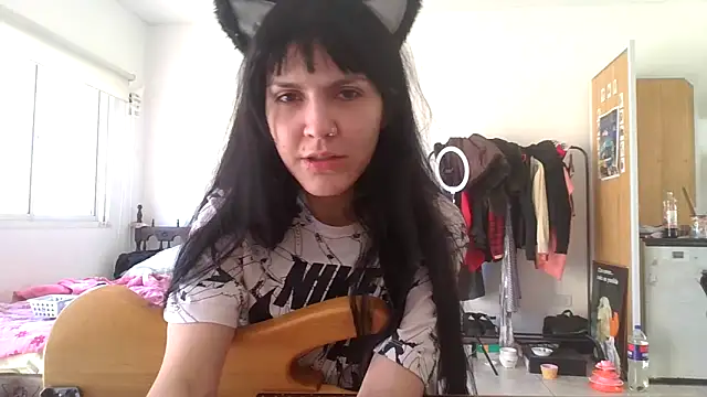 miapink33 online show from 24, 11, 2025