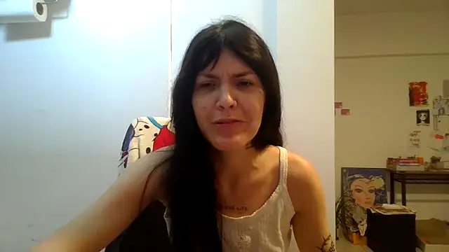 Snapshot of miapink33 chatting on 15, 2, 2026 miapink33 online show from 15, 2, 2026