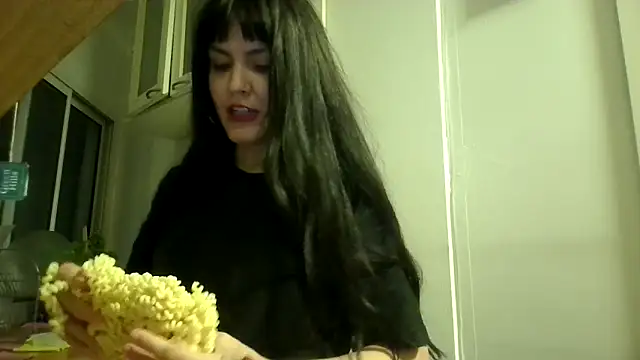 Snapshot of miapink33 chatting on 8, 3, 2026 miapink33 online show from 8, 3, 2026