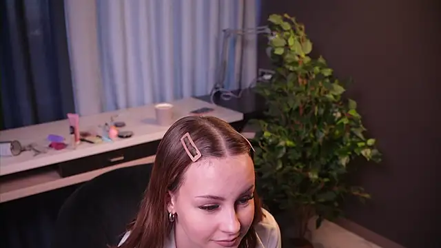 KrisWaller online show from 15, 10, 2025