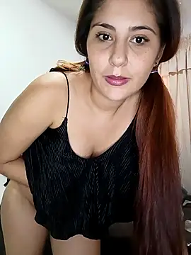 Snapshot of Rosiht_00 chatting on 15, 10, 2025 Rosiht 00 online show from 15, 10, 2025