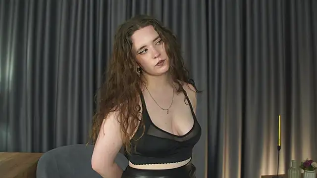 YuriFout online show from 11, 11, 2025