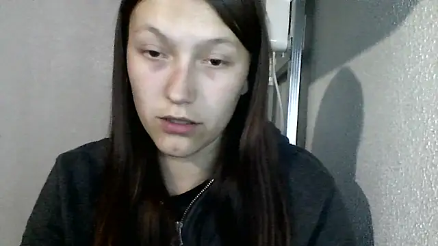 Snapshot of luna_tt chatting on 14, 10, 2025 luna tt online show from 14, 10, 2025