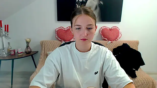Snapshot of AnneWilsonn chatting on 19, 6, 2026 AnneWilsonn online show from 19, 6, 2026