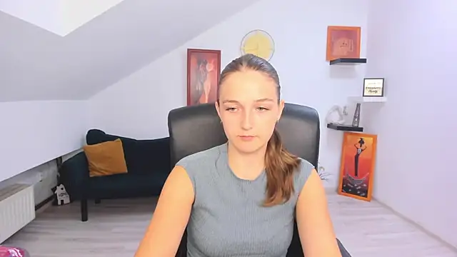 Snapshot of AnneWilsonn chatting on 10, 7, 2026 AnneWilsonn online show from 10, 7, 2026