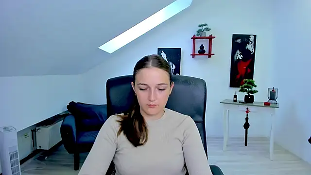 Snapshot of AnneWilsonn chatting on 15, 7, 2026 AnneWilsonn online show from 15, 7, 2026