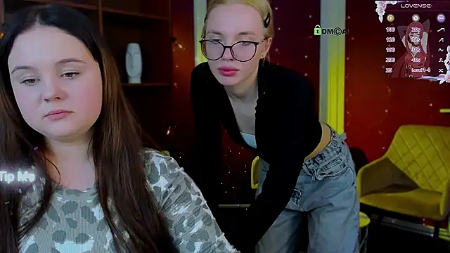 Snapshot of sendi_cais chatting on 21, 4, 2026 sendi cais online show from 21, 4, 2026