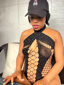 NovaFoxx online show from 24, 11, 2025