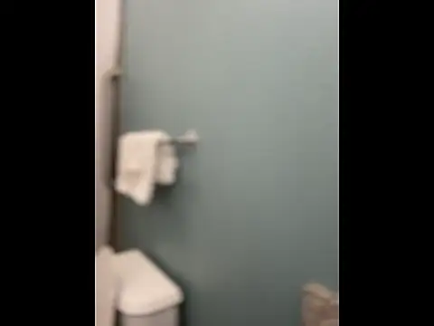 Snapshot of queenkelly1234 chatting on 22, 4, 2026 queenkelly1234 online show from 22, 4, 2026