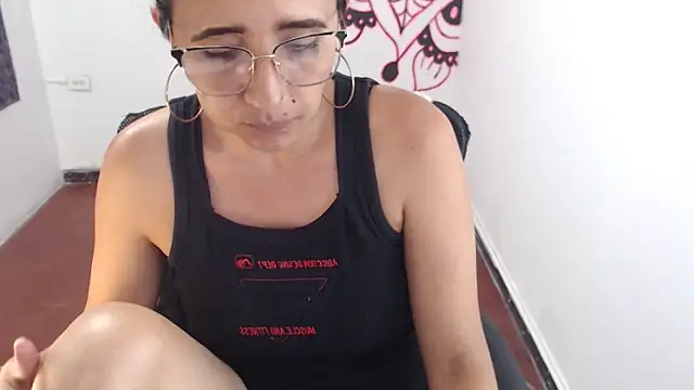 Lucyy Naugthy online show from 29, 3, 2026