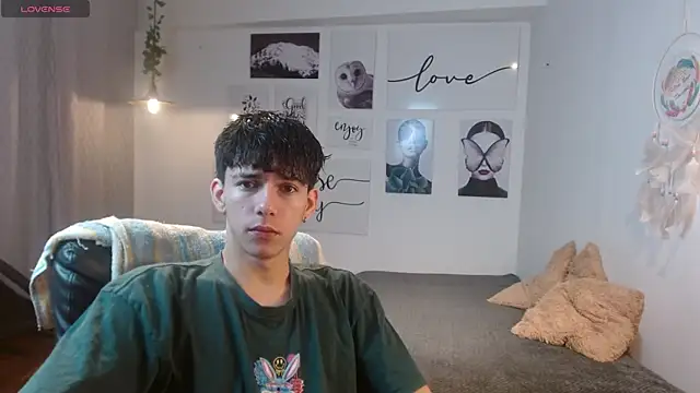 AmethystShadow17 online show from 19, 11, 2025