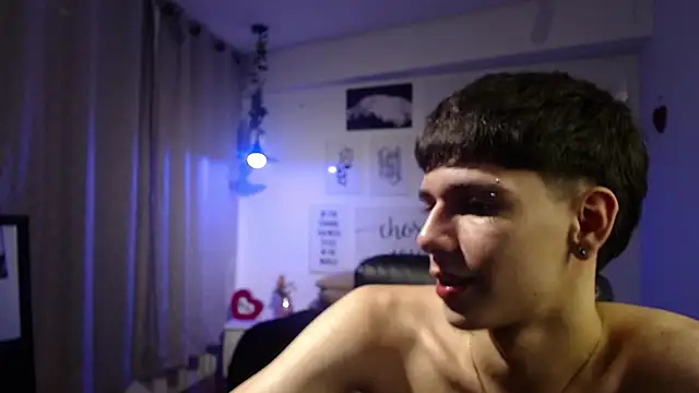 Snapshot of AmethystShadow17 chatting on 10, 3, 2026 AmethystShadow17 online show from 10, 3, 2026