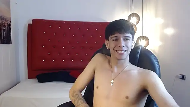 Snapshot of AmethystShadow17 chatting on 24, 3, 2026 AmethystShadow17 online show from 24, 3, 2026