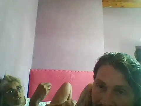 Snapshot of cojeelcamino chatting on 1, 11, 2025 cojeelcamino online show from 1, 11, 2025