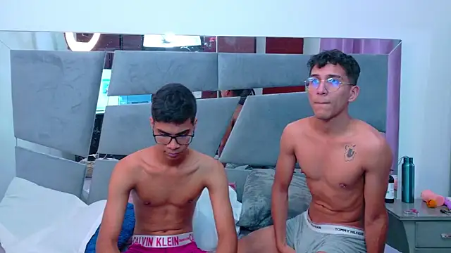 Desire4Duo online show from 18, 10, 2025