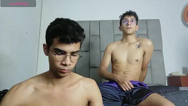 Desire4Duo online show from 1, 7, 2026